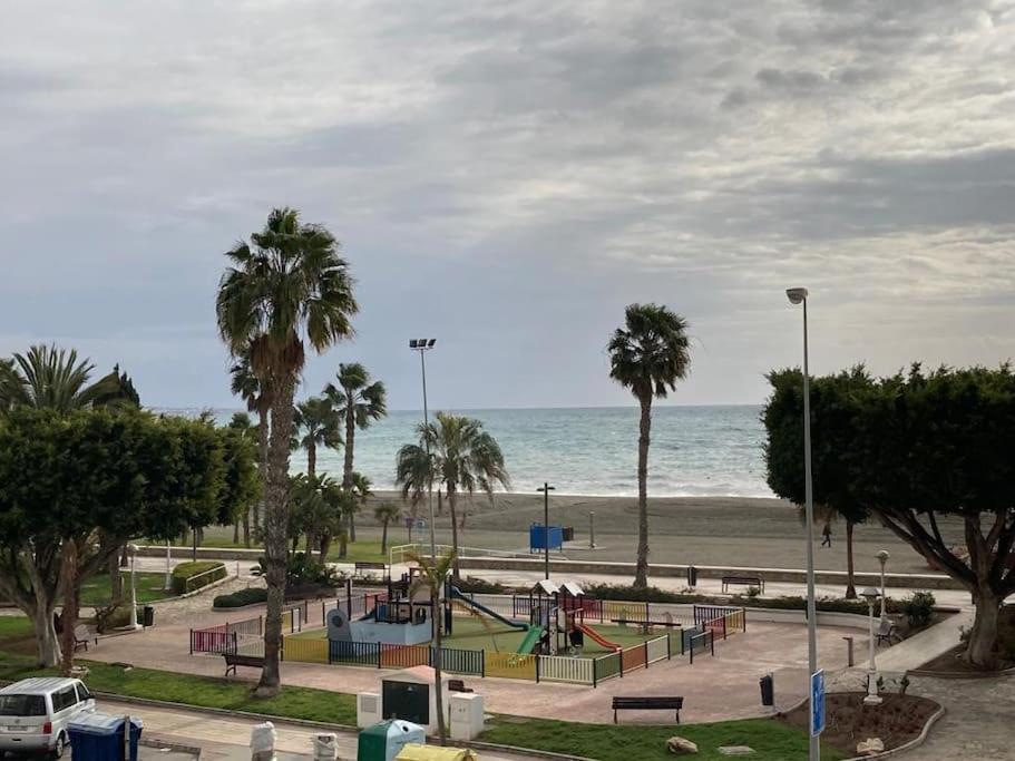 Primera Linea Torre Del Mar Kültér fotó